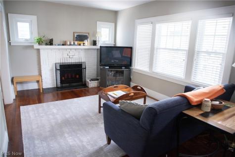 1945 Staunton Road Cleveland Heights OH 44118
