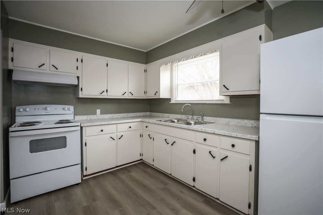 726 Artesian Avenue Newton Falls OH 44444