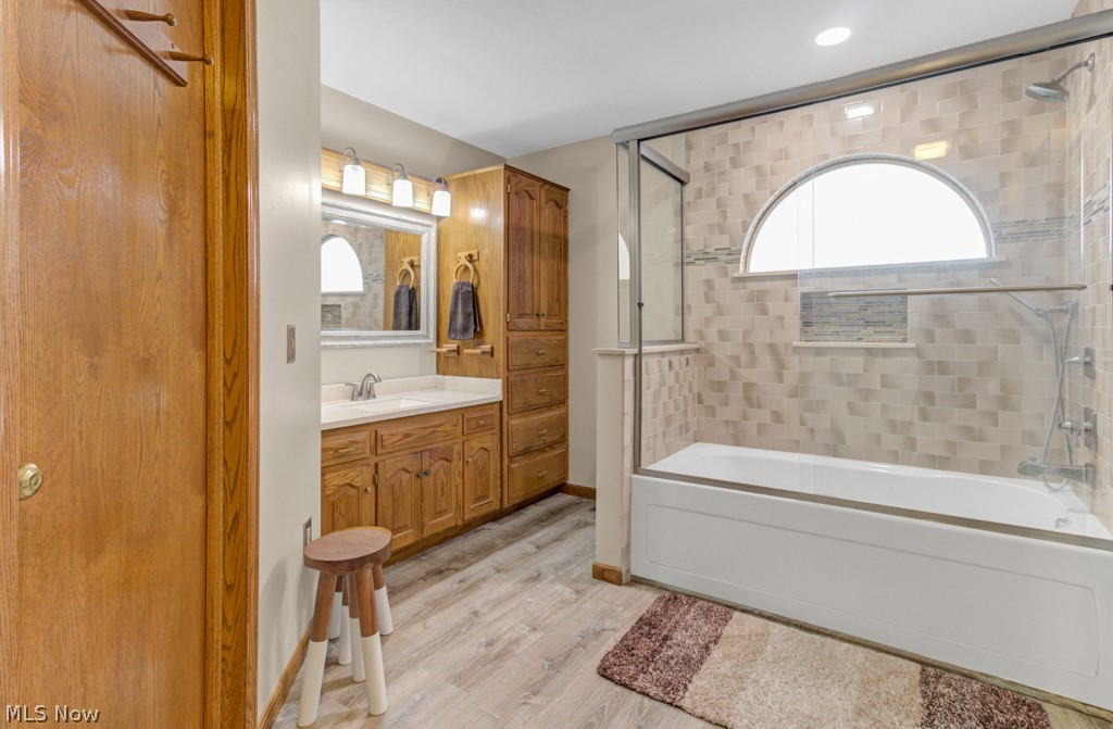 34 Iroquois Trail Malvern OH 44644