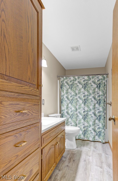 34 Iroquois Trail Malvern OH 44644