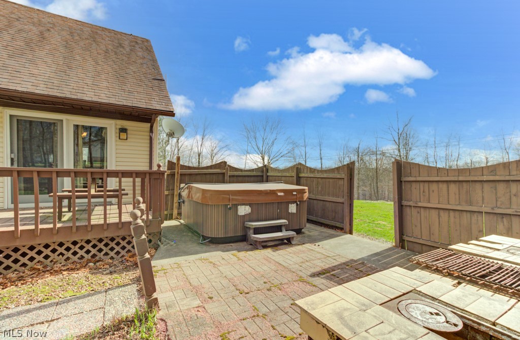 34 Iroquois Trail Malvern OH 44644