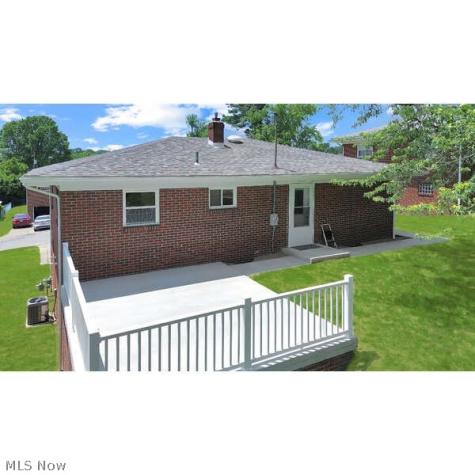 156 Pembroke Road Steubenville OH 43953