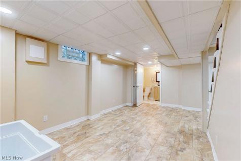 156 Pembroke Road Steubenville OH 43953