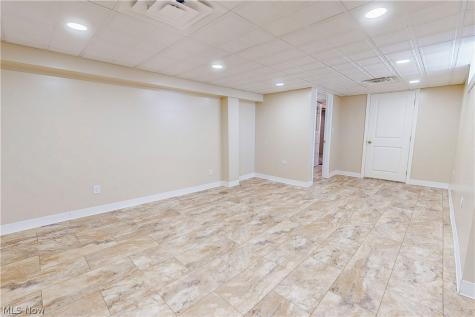 156 Pembroke Road Steubenville OH 43953