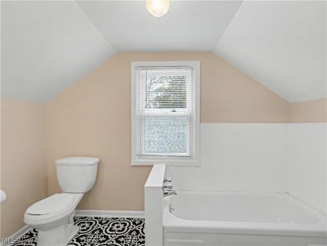 241 Lownsdale Avenue Akron OH 44313