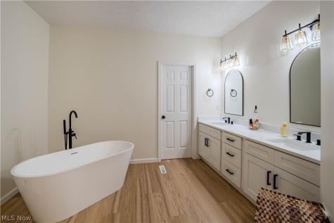 10203 Forestwood Lane North Royalton OH 44133