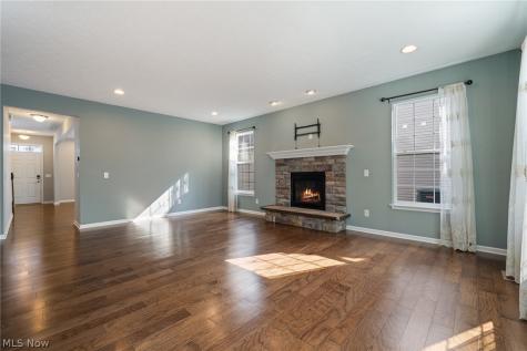 32825 Rebecca Lane Avon Lake OH 44012