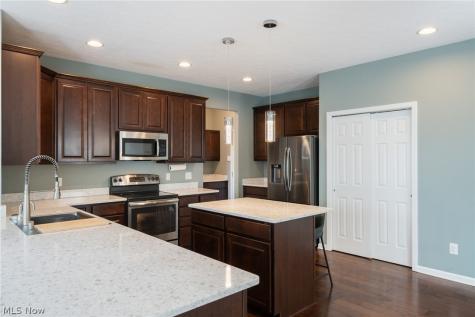 32825 Rebecca Lane Avon Lake OH 44012