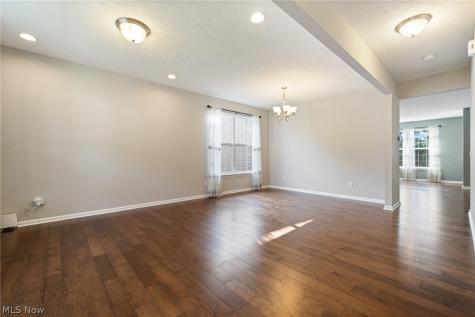 32825 Rebecca Lane Avon Lake OH 44012
