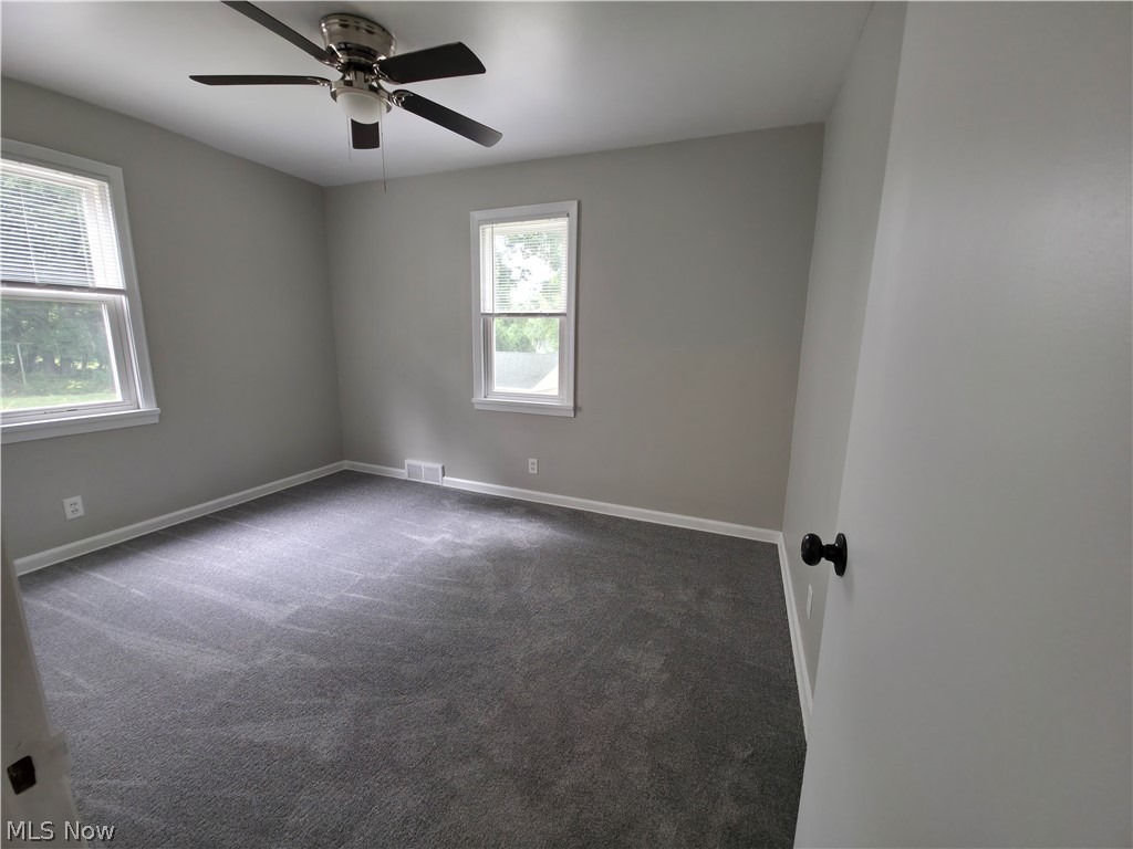 1810 Saint Elmo Avenue NE Canton OH 44705