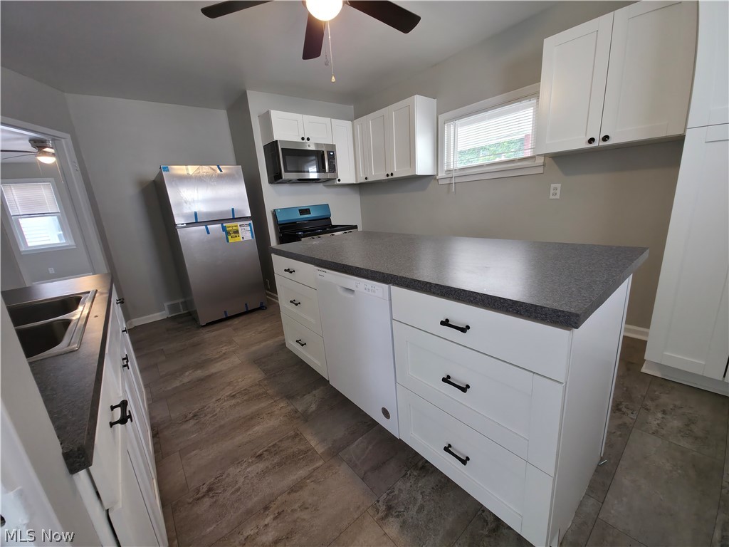 1810 Saint Elmo Avenue NE Canton OH 44705