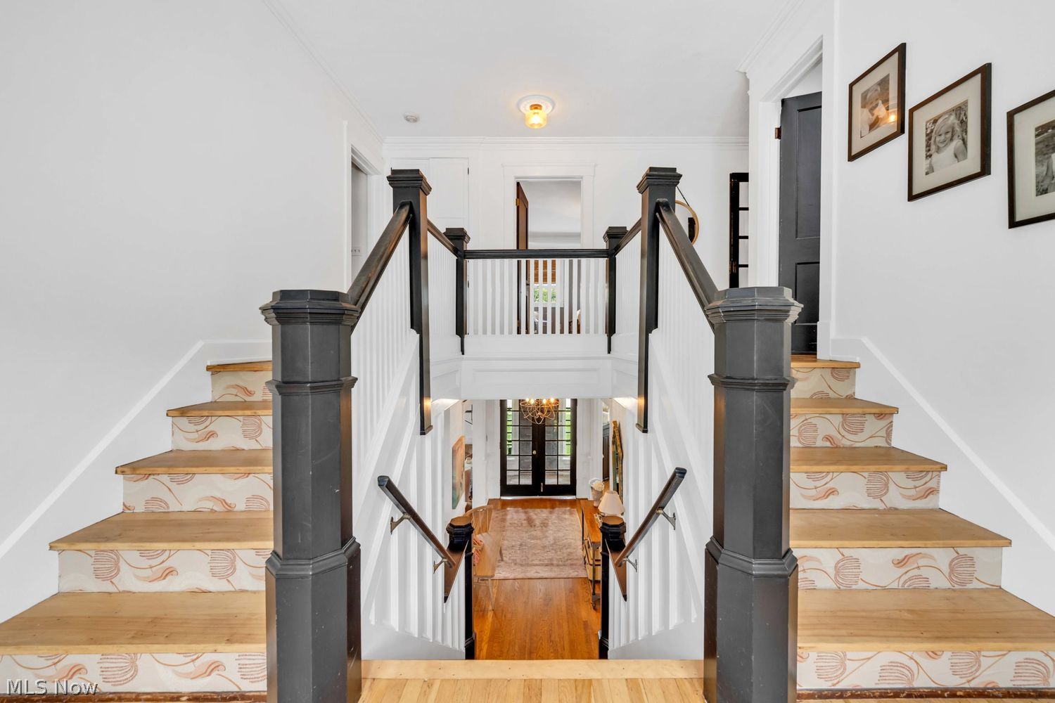 1108 W Forest Road Lakewood OH 44107