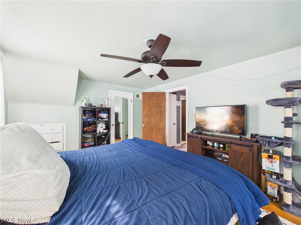 683 E Ford Avenue Barberton OH 44203