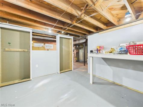 683 E Ford Avenue Barberton OH 44203