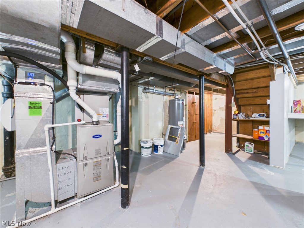 683 E Ford Avenue Barberton OH 44203