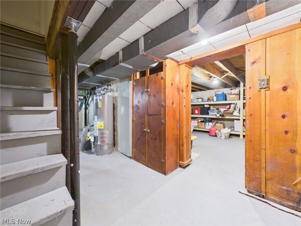 683 E Ford Avenue Barberton OH 44203