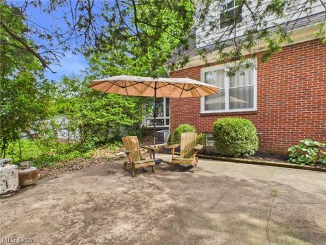 683 E Ford Avenue Barberton OH 44203