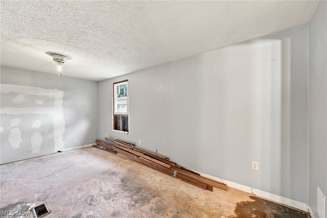 405 Palomino Court Lagrange OH 44050