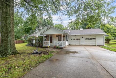 910 S Court Street Medina OH 44256