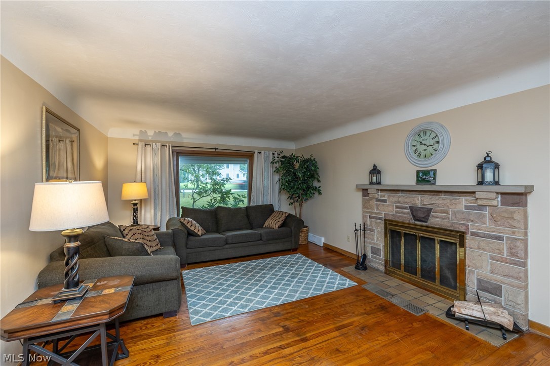 910 S Court Street Medina OH 44256