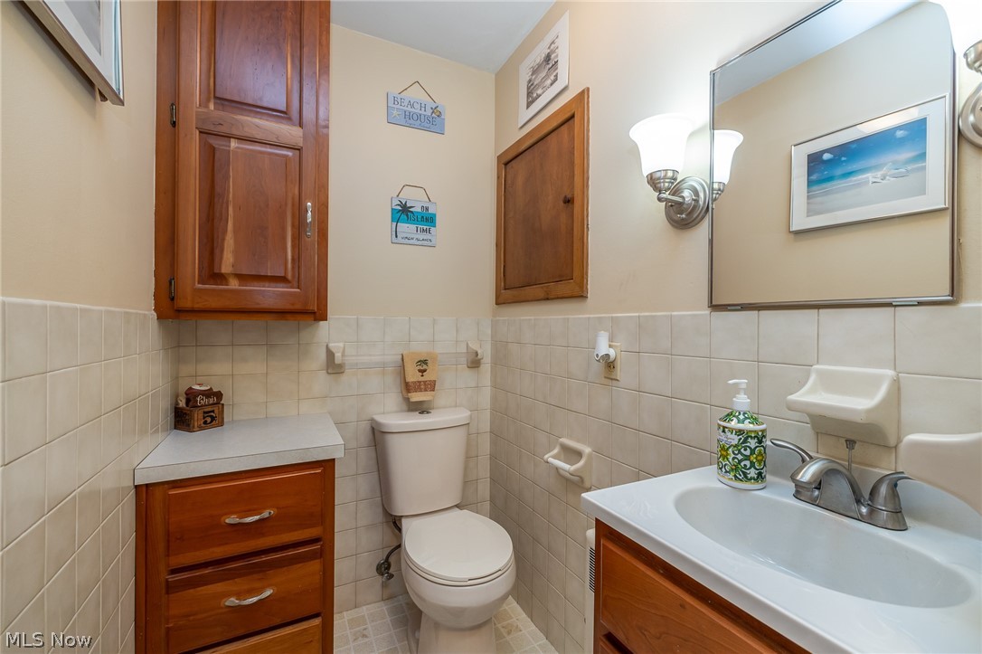 910 S Court Street Medina OH 44256