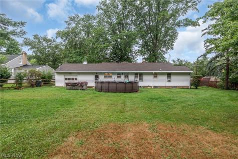 910 S Court Street Medina OH 44256