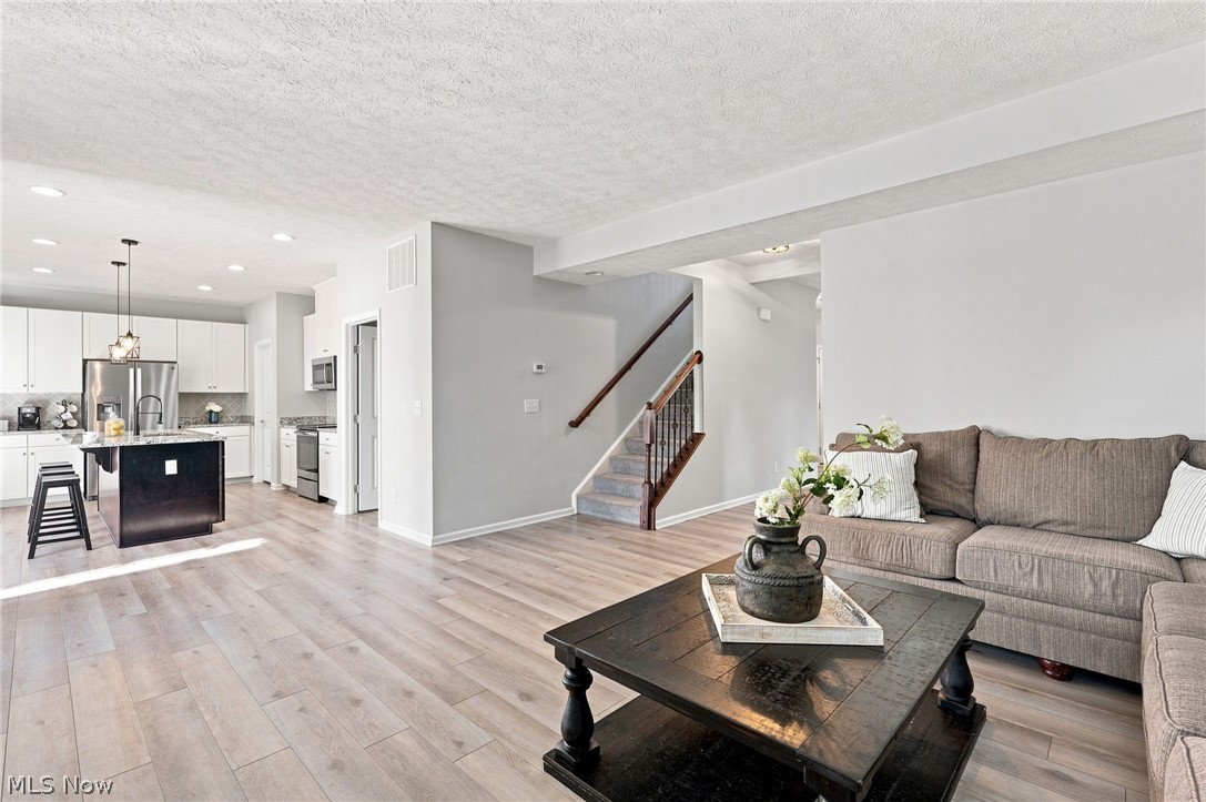 8740 Summer Wind Lane Mentor OH 44060