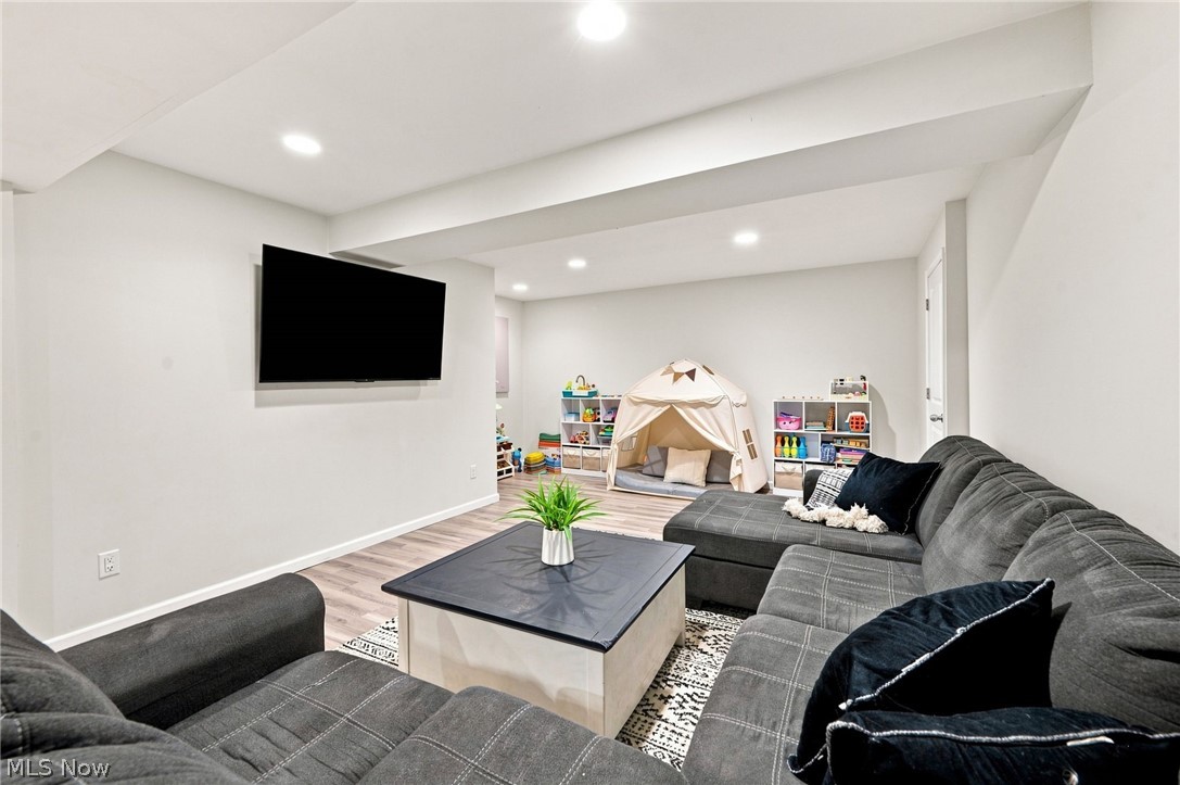 8740 Summer Wind Lane Mentor OH 44060