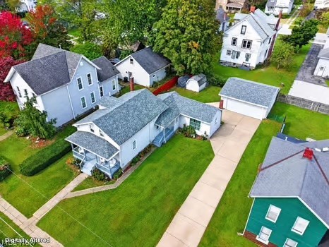 1227 W 3rd Street Ashtabula OH 44004
