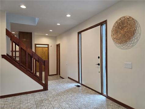 5009 Lansdowne Drive Solon OH 44139