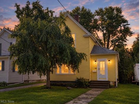 339 Columbus Street Elyria OH 44035