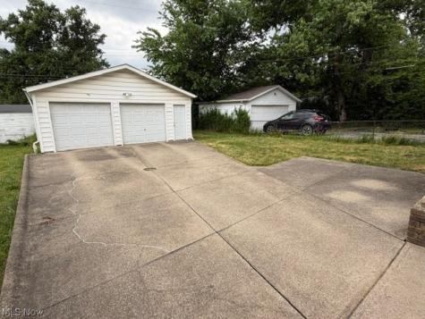 4642 Rockwood Road Garfield Heights OH 44125