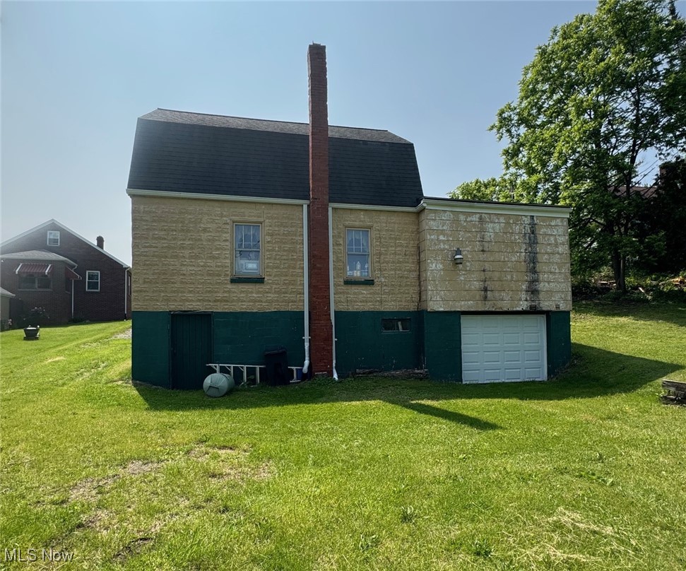 115 1/2 Ekey Street Steubenville OH 43953