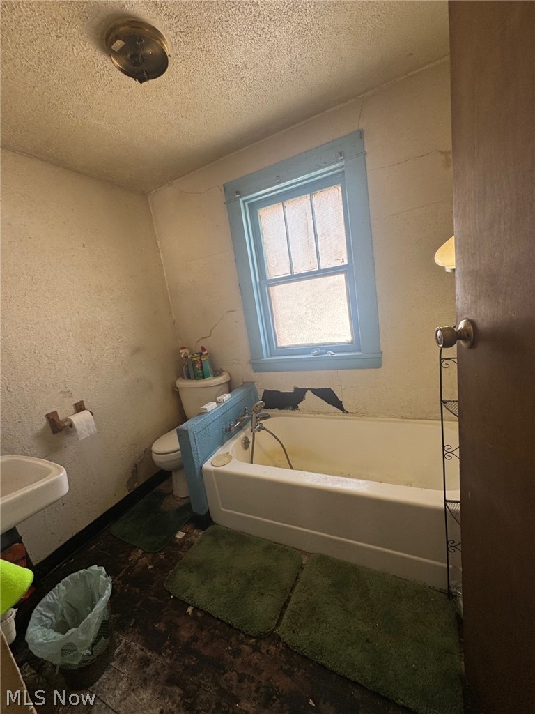 115 1/2 Ekey Street Steubenville OH 43953