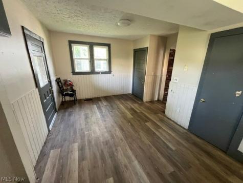 2407 Livingston Avenue Lorain OH 44052