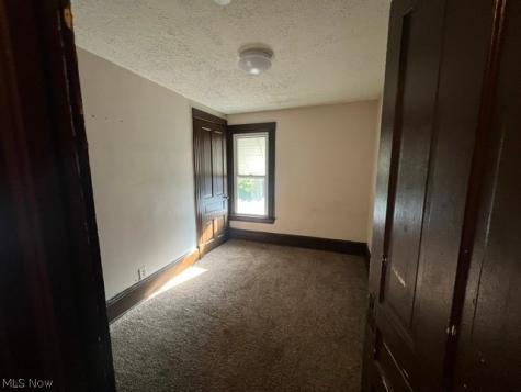 2407 Livingston Avenue Lorain OH 44052