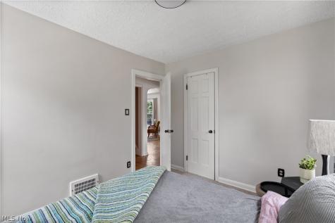 2542 9th Street Cuyahoga Falls OH 44221