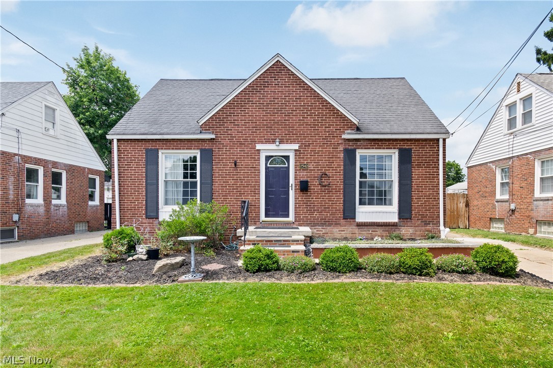 2542 9th Street Cuyahoga Falls OH 44221
