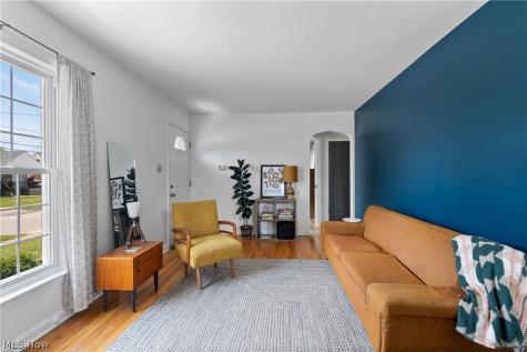 2542 9th Street Cuyahoga Falls OH 44221