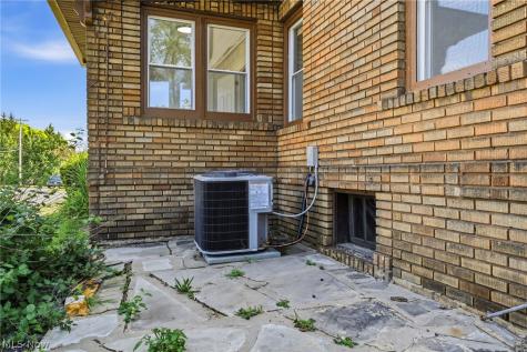 69 Wandle Avenue Bedford OH 44146