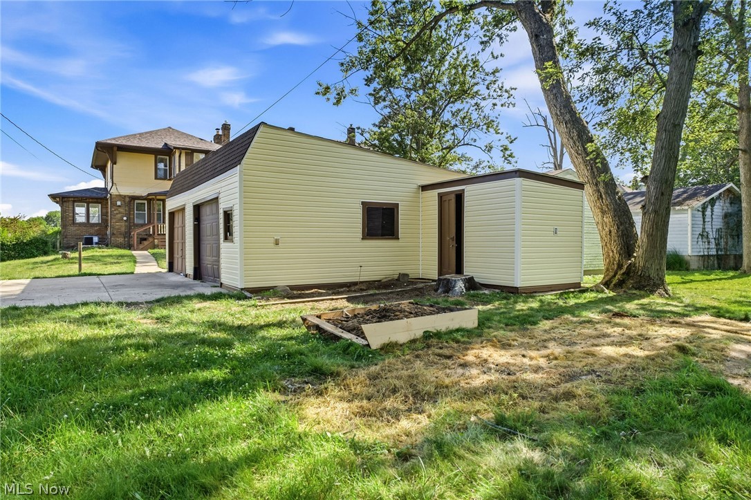 69 Wandle Avenue Bedford OH 44146