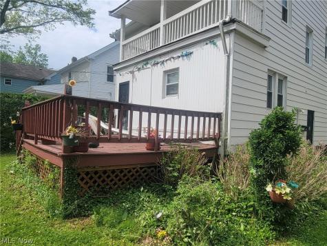 1597 Maple Road Cleveland Heights OH 44121