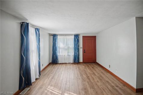 120 Centervale Avenue Youngstown OH 44512