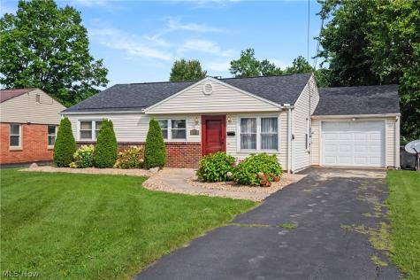 120 Centervale Avenue Youngstown OH 44512