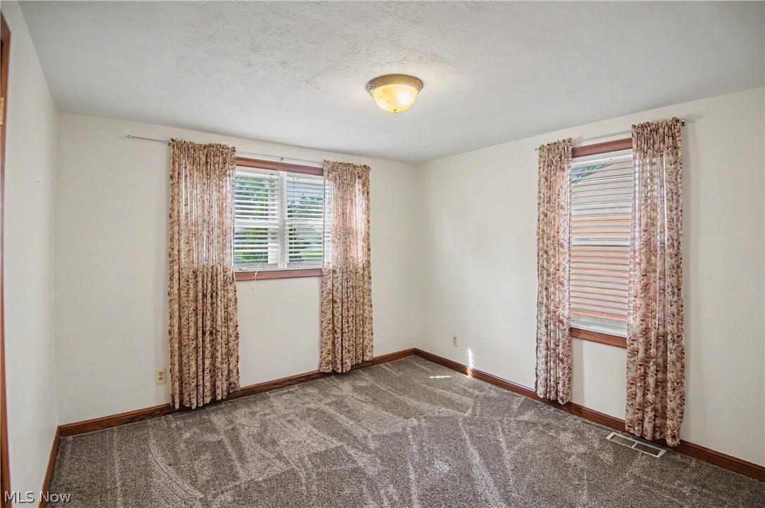 120 Centervale Avenue Youngstown OH 44512