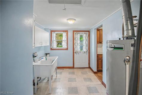 120 Centervale Avenue Youngstown OH 44512