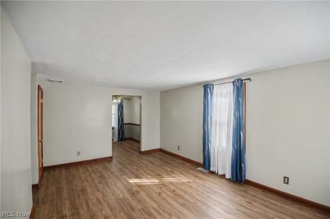 120 Centervale Avenue Youngstown OH 44512