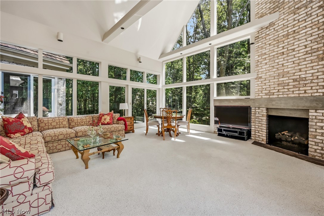 8830 Stone Ridge Drive SE Warren OH 44484
