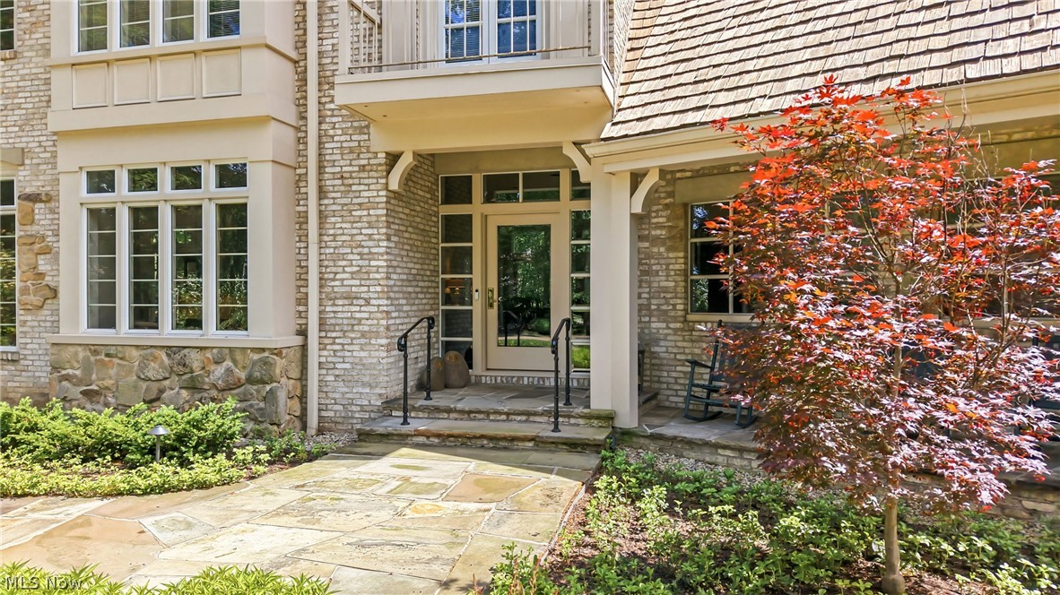 8830 Stone Ridge Drive SE Warren OH 44484