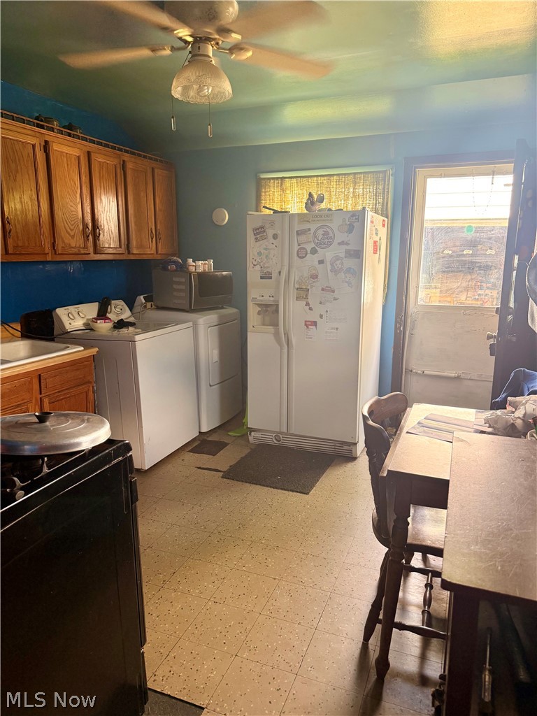 1884 Victoria Street SW Warren OH 44485
